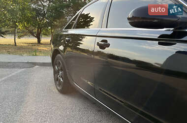 Седан Audi A6 2012 в 