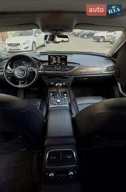 Седан Audi A6 2013 в 