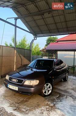 Седан Audi A6 1996 в Ужгороді
