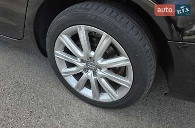 Седан Audi A6 2011 в 