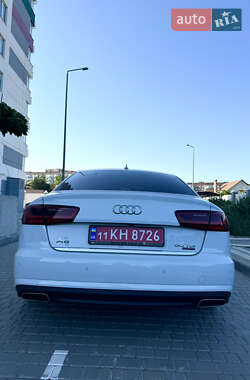 Седан Audi A6 2015 в 