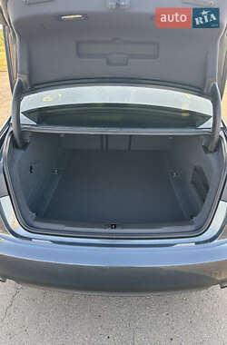 Седан Audi A6 2013 в 