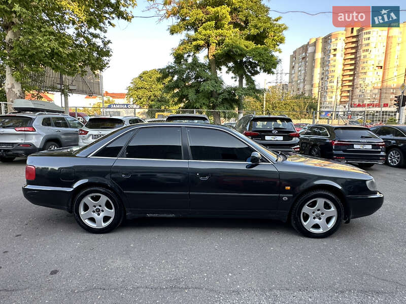 Седан Audi A6 1997 в Одесі