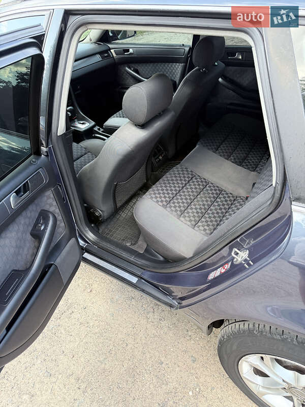 Универсал Audi A6 2002 в Смеле