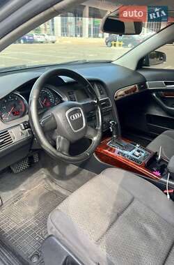 Седан Audi A6 2004 в 