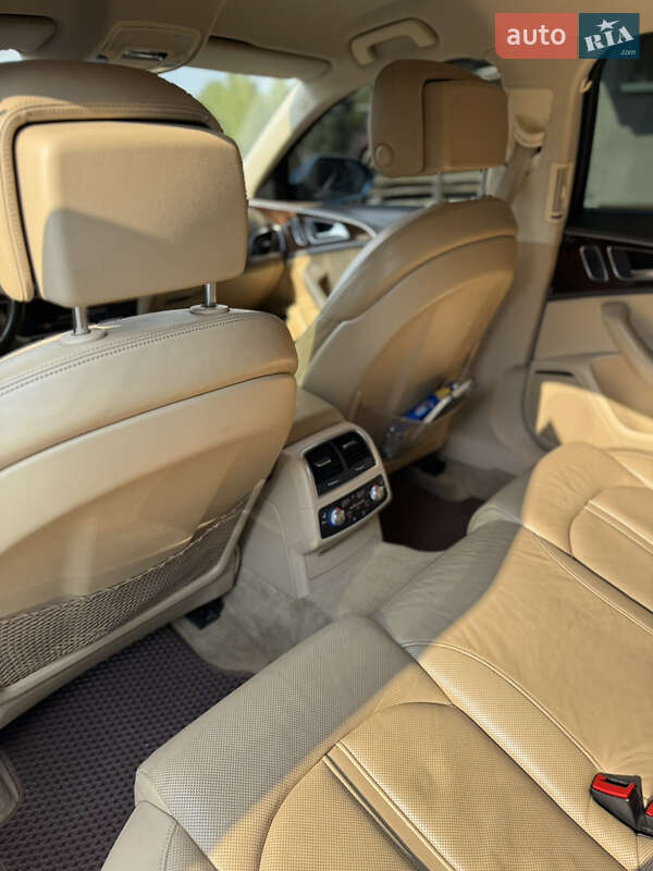 Седан Audi A6 2011 в Киеве