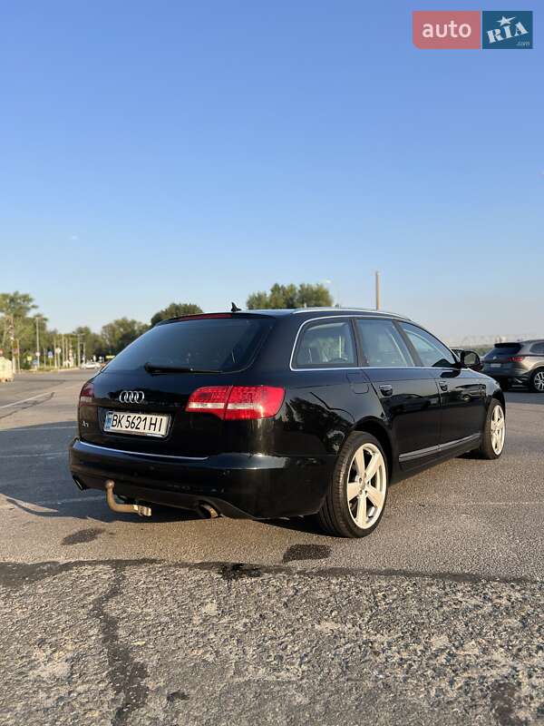 Универсал Audi A6 2009 в Киеве