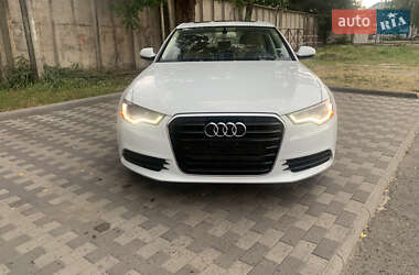 Седан Audi A6 2013 в 