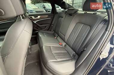 Седан Audi A6 2019 в 