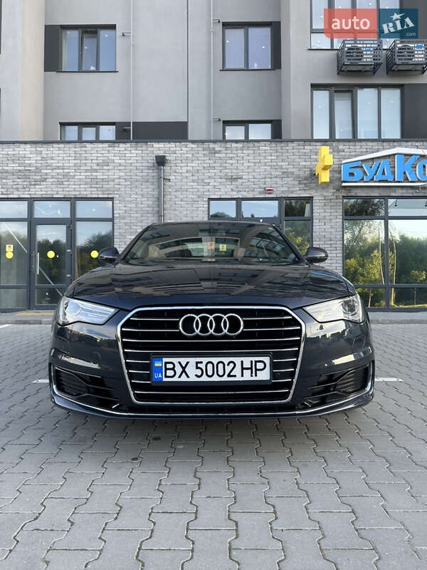 Седан Audi A6 2015 в 
