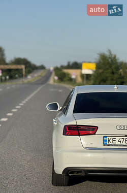 Седан Audi A6 2015 в 