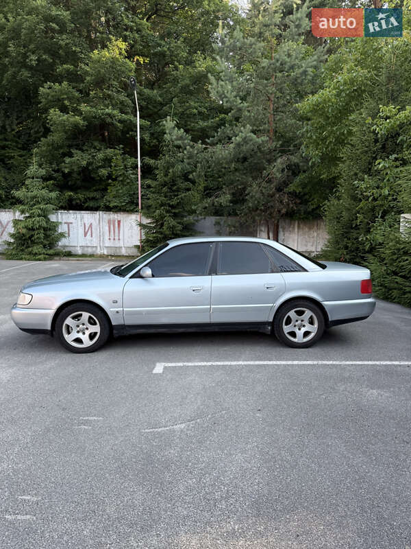 Седан Audi A6 1996 в Львове