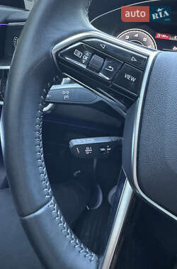 Седан Audi A6 2019 в 