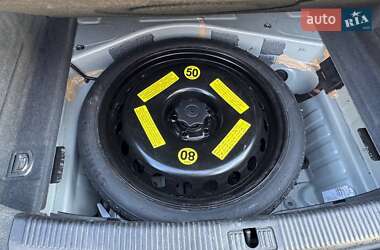 Седан Audi A6 2013 в 