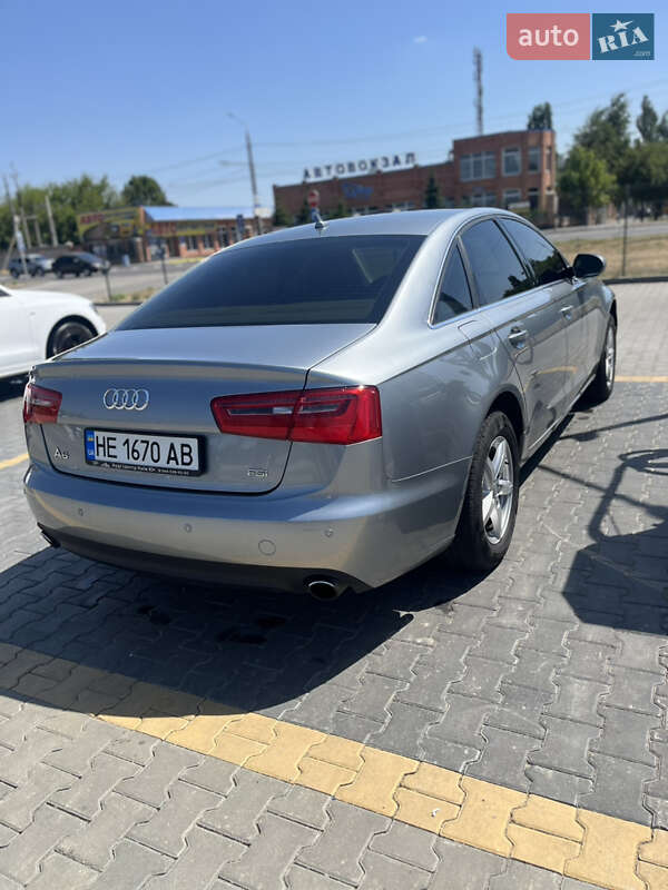 Седан Audi A6 2011 в Николаеве