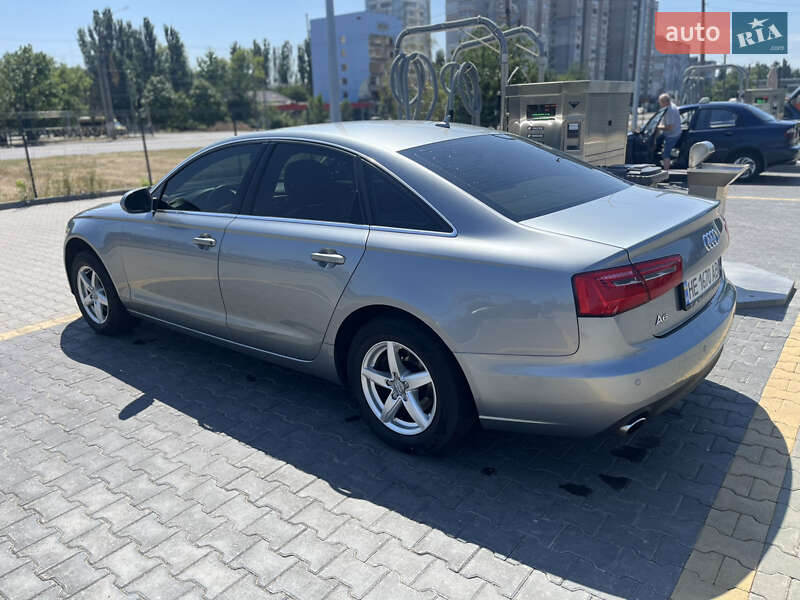 Седан Audi A6 2011 в Николаеве