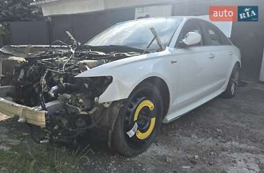 Седан Audi A6 2015 в 