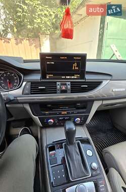 Седан Audi A6 2015 в 