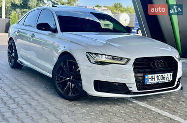 Седан Audi A6 2015 в 