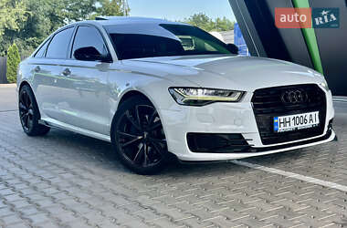 Седан Audi A6 2015 в 