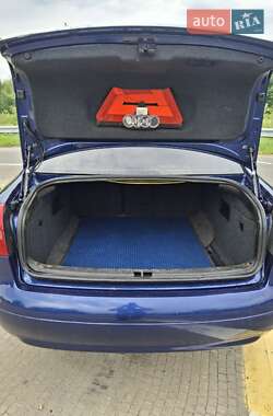 Седан Audi A6 1998 в 