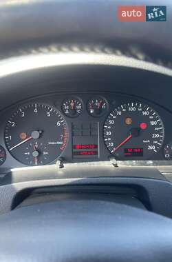 Седан Audi A6 1999 в 