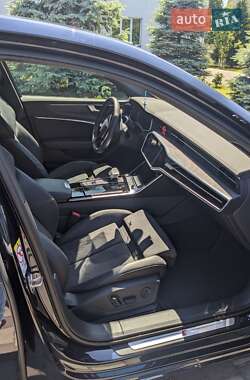 Седан Audi A6 2022 в 