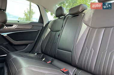 Седан Audi A6 2019 в 