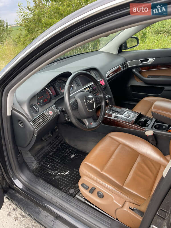 Седан Audi A6 2004 в Городку