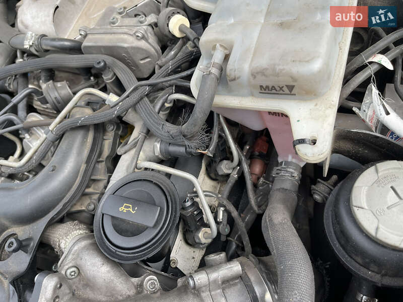 Седан Audi A6 2004 в Городку