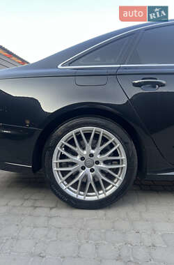 Седан Audi A6 2015 в 
