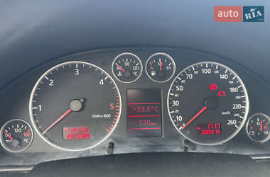 Седан Audi A6 2002 в 