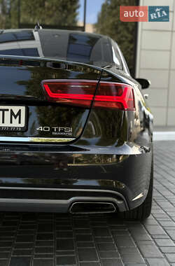 Седан Audi A6 2015 в 