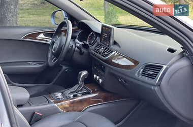 Седан Audi A6 2015 в 