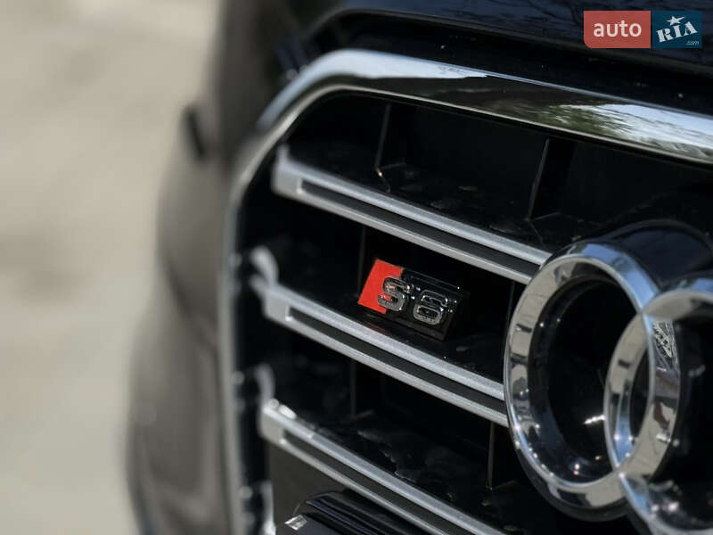 Седан Audi A6 2012 в Ивано-Франковске