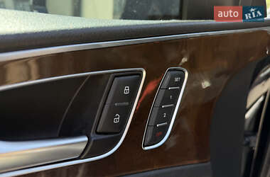 Седан Audi A6 2012 в 