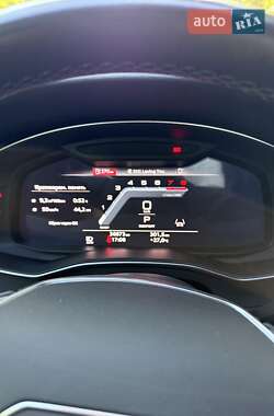 Седан Audi A6 2022 в 
