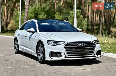 Седан Audi A6 2019 в 