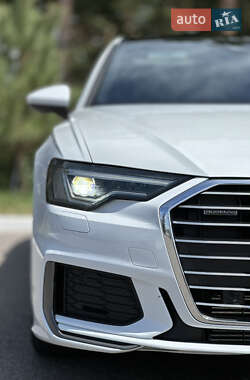 Седан Audi A6 2019 в 