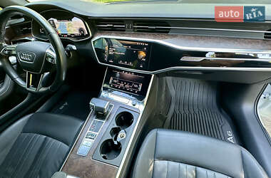 Седан Audi A6 2019 в 