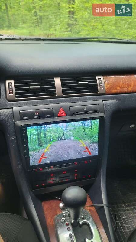 Универсал Audi A6 2000 в 