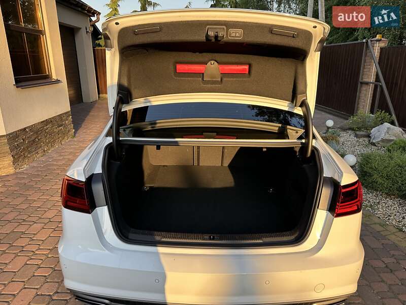 Седан Audi A6 2015 в Охтирці
