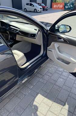 Седан Audi A6 2016 в 