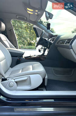 Седан Audi A6 2010 в 