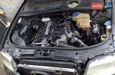 Универсал Audi A6 2004 в 