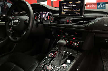 Седан Audi A6 2013 в 