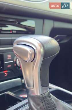 Седан Audi A6 2012 в 