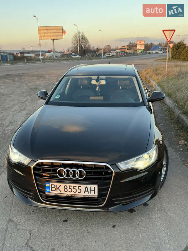 Универсал Audi A6 2012 в 