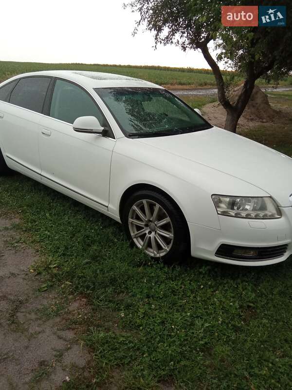 Седан Audi A6 2010 в Гадячі