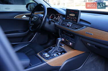 Седан Audi A6 2015 в 
